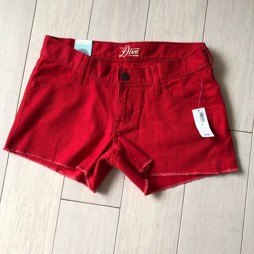Old navy Red shorts sz 0 NWT